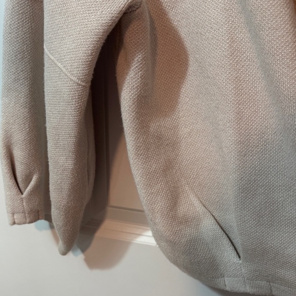 T Tahari Light Tan Women's Cardigan - Picture 6 of 7